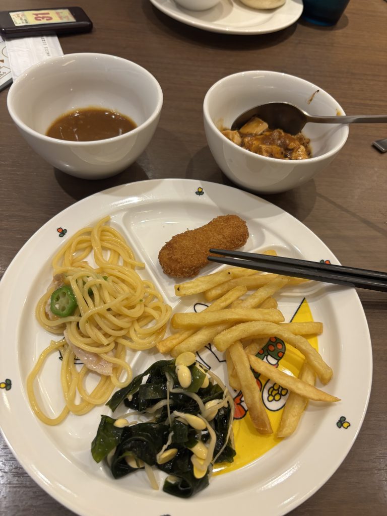 妊娠後期に行ったビュフェの食事写真