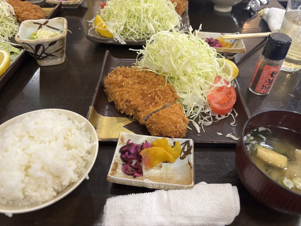 とんかつ定食