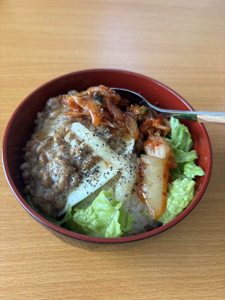 納豆卵キムチ丼